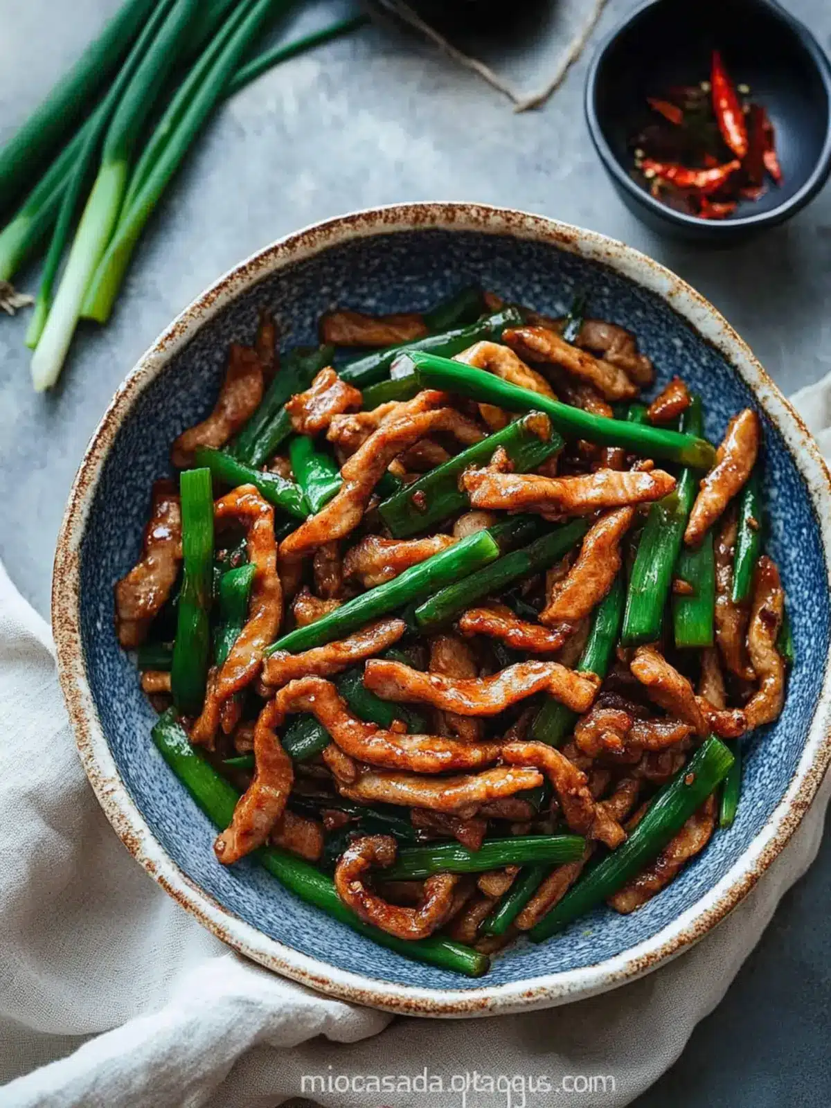 Pork and Garlic Chive Stir Fry: A Flavor-Packed Delight 4 Pork and Garlic Chive Stir Fry
