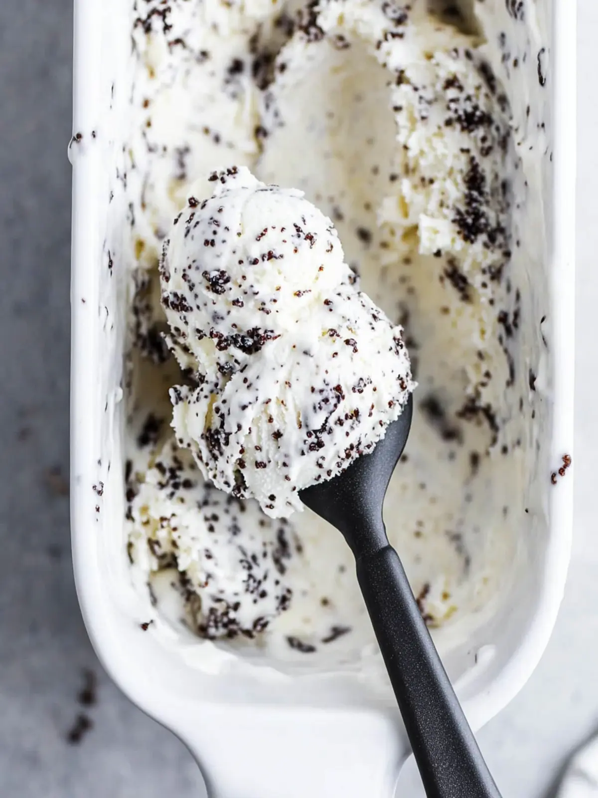 Decadent Stracciatella Ice Cream: Easy Homemade Delight 3 stracciatella ice cream